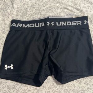 Under Armour Girls Athletic Black Shorts